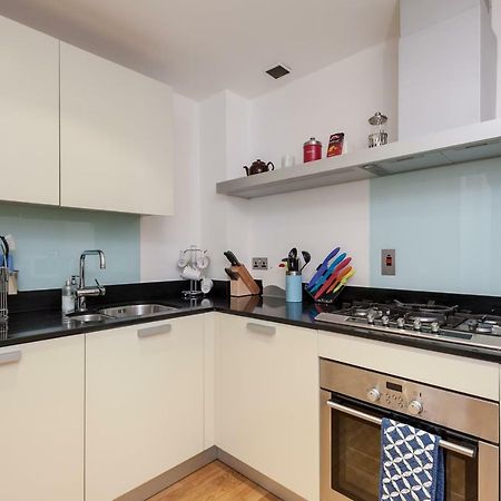 אדינבורו The Quartermile Meadows View Residence מראה חיצוני תמונה