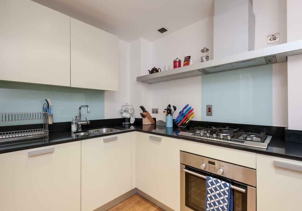 אדינבורו The Quartermile Meadows View Residence מראה חיצוני תמונה