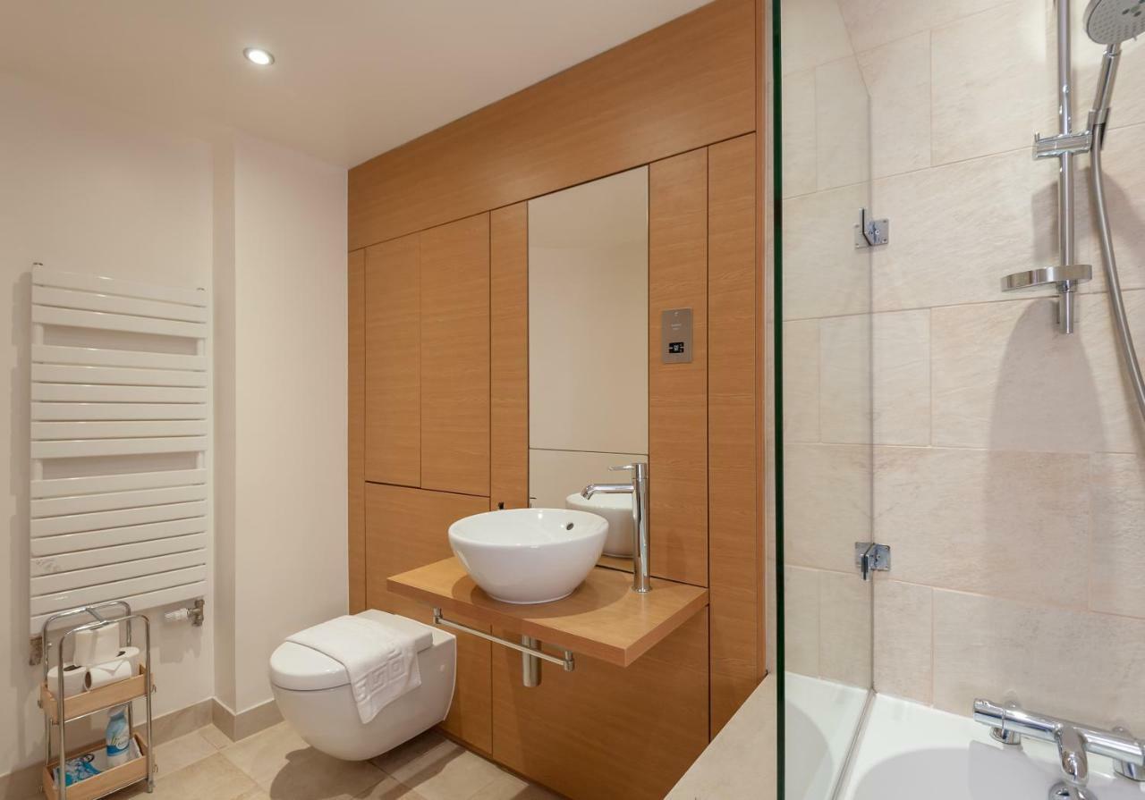 אדינבורו The Quartermile Meadows View Residence מראה חיצוני תמונה